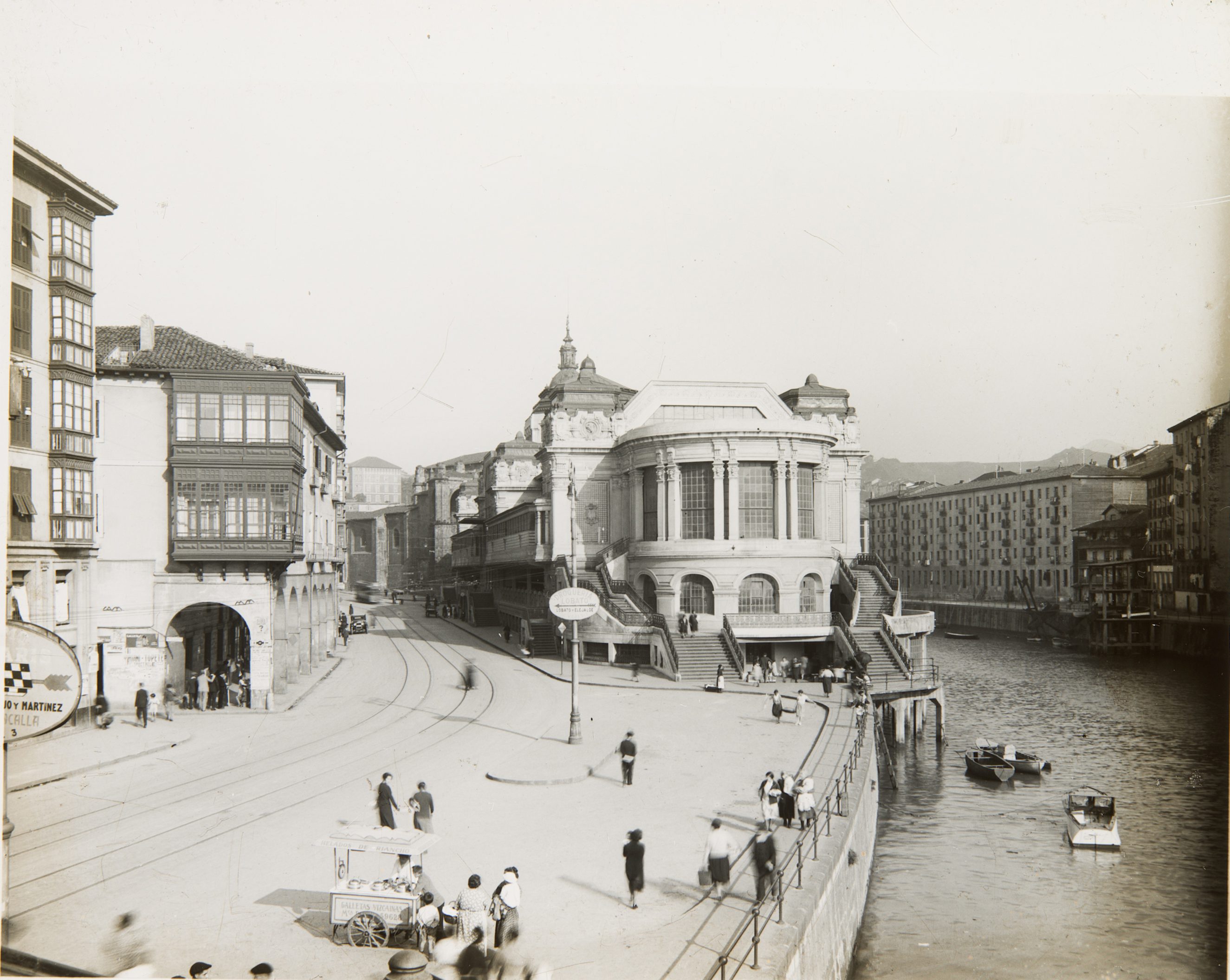 Mercado de la Ribera foto antigua en blanco y negro