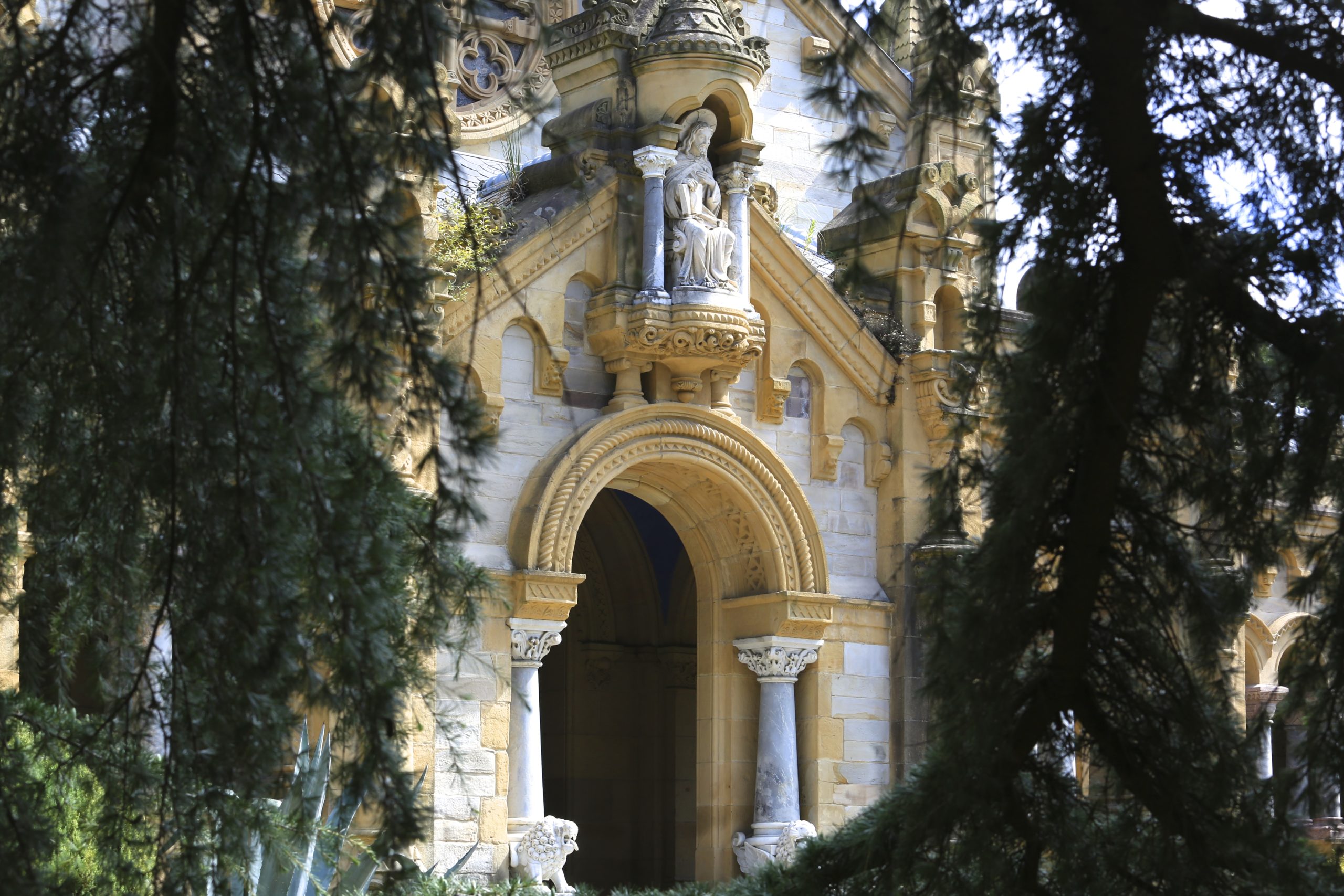 Monumento Iglesia