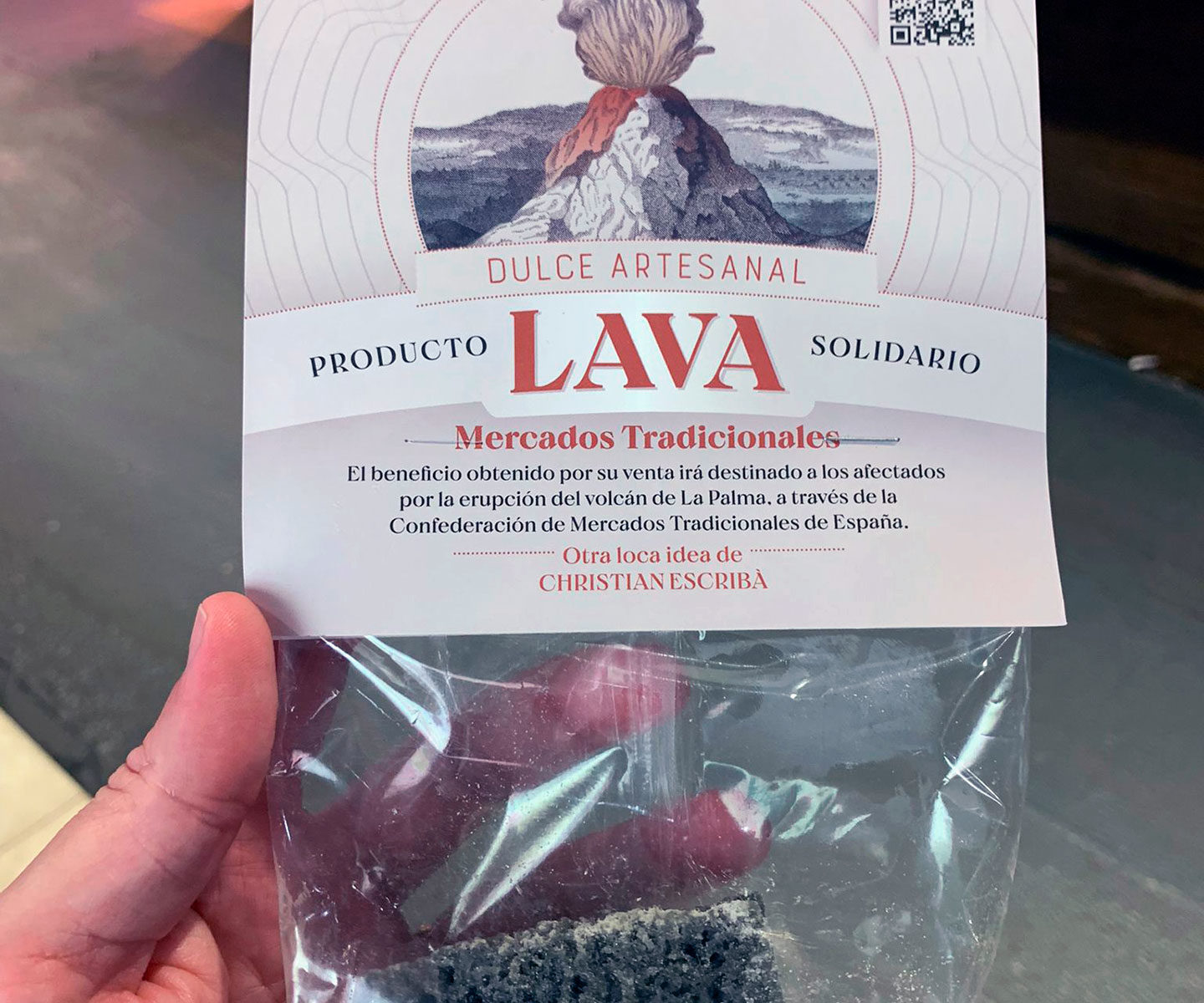 Producto solidario con la Isla de la Palma de lava comestible